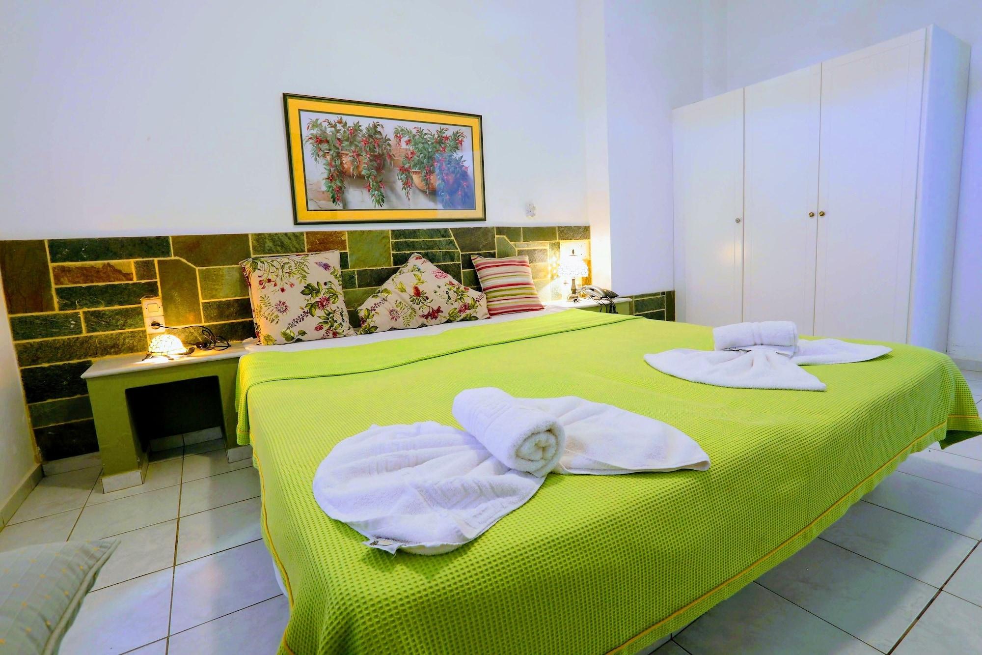Aquarius Exclusive Hotel - Breakfast And Meal Included Ираклио Екстериор снимка