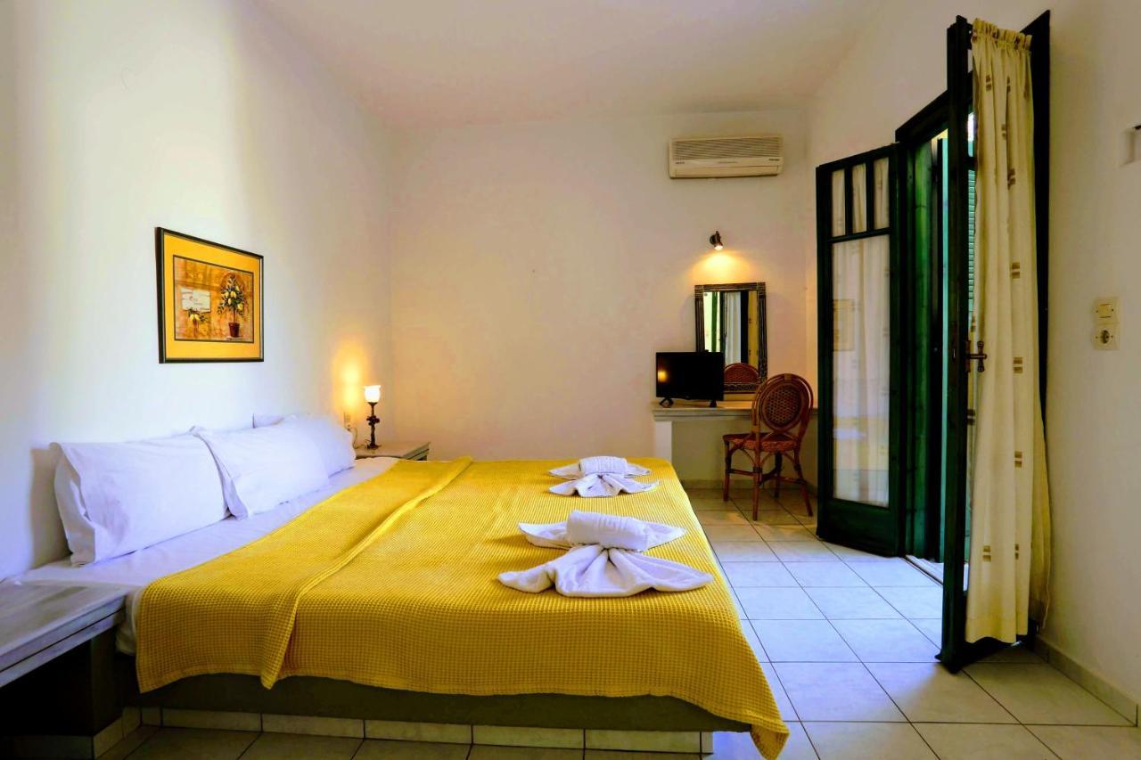 Aquarius Exclusive Hotel - Breakfast And Meal Included Ираклио Екстериор снимка